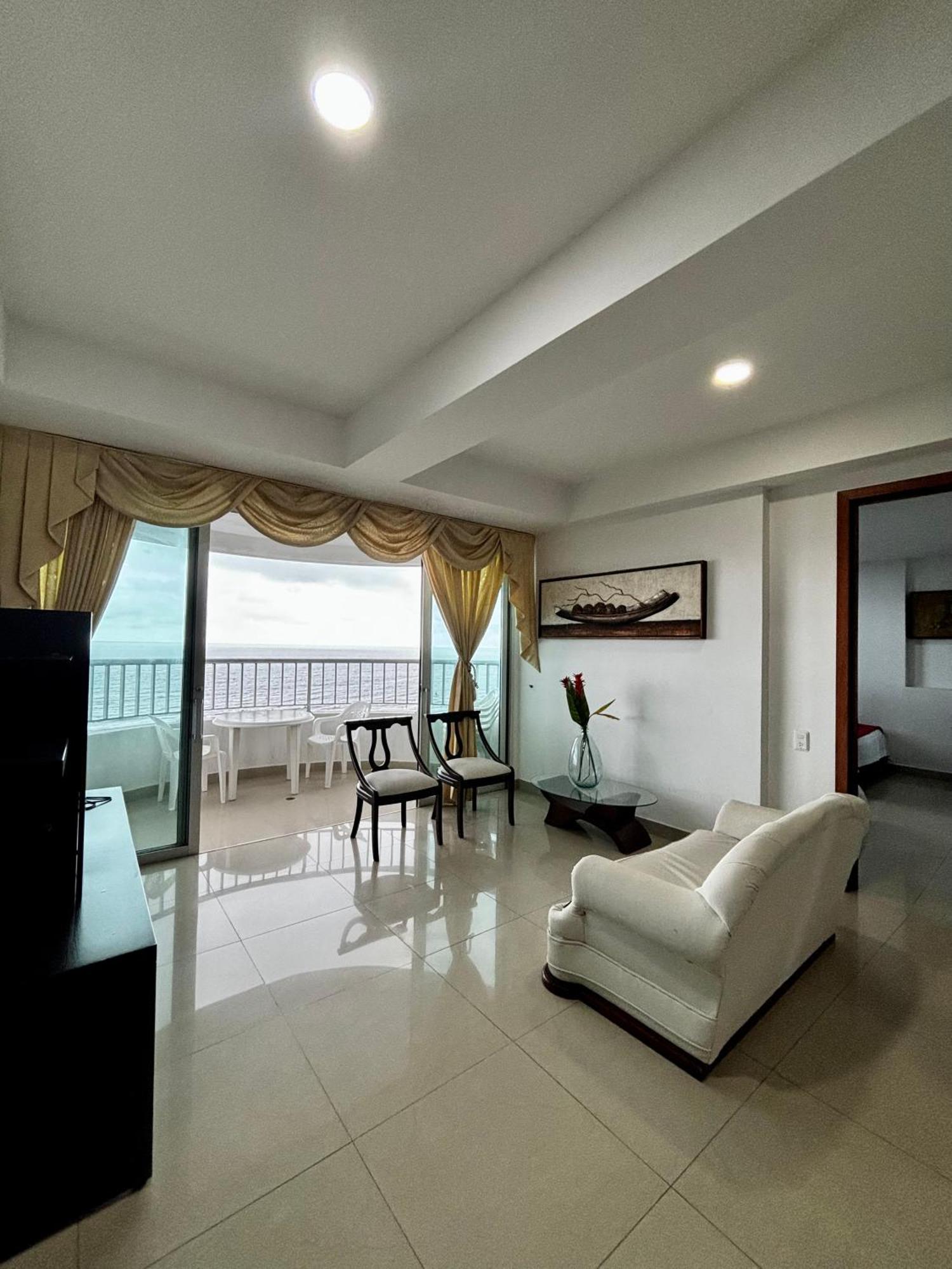 Apartment Paraiso En Bocagrande Con Vista Al Mar *
